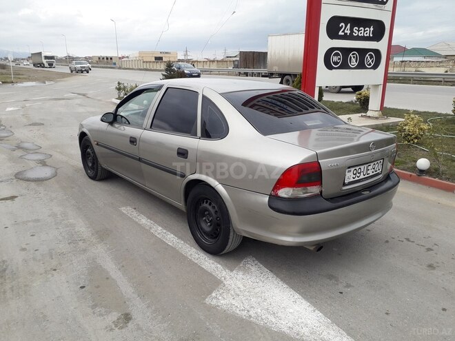 Opel Vectra 1998, 324,076 km - 1.8 л - Sumqayıt
