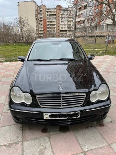Mercedes C 280 2006, 245,900 km - 3.0 l - Bakı