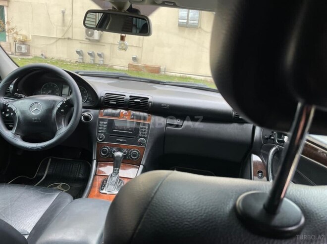 Mercedes C 280 2006, 245,900 km - 3.0 l - Bakı