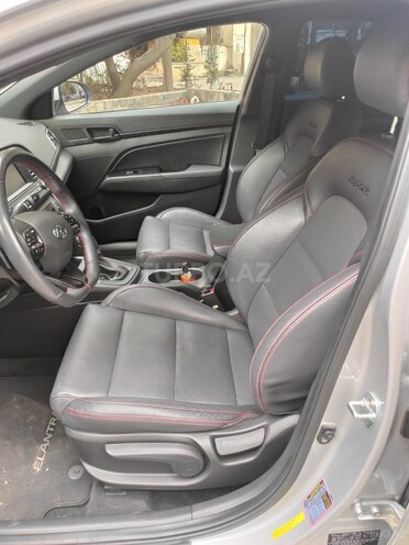 Hyundai Elantra 2017, 73,017 km - 1.6 l - Bakı