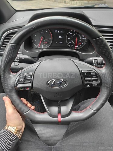 Hyundai Elantra 2017, 73,017 km - 1.6 l - Bakı