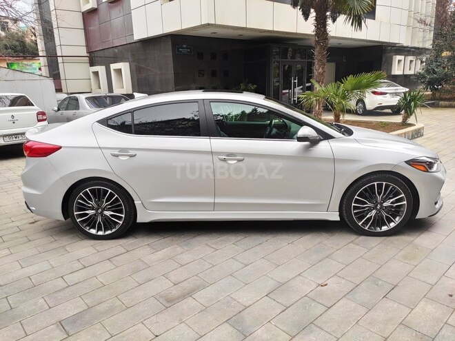 Hyundai Elantra 2017, 73,017 km - 1.6 l - Bakı