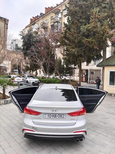 Hyundai Elantra 2017, 73,017 km - 1.6 l - Bakı