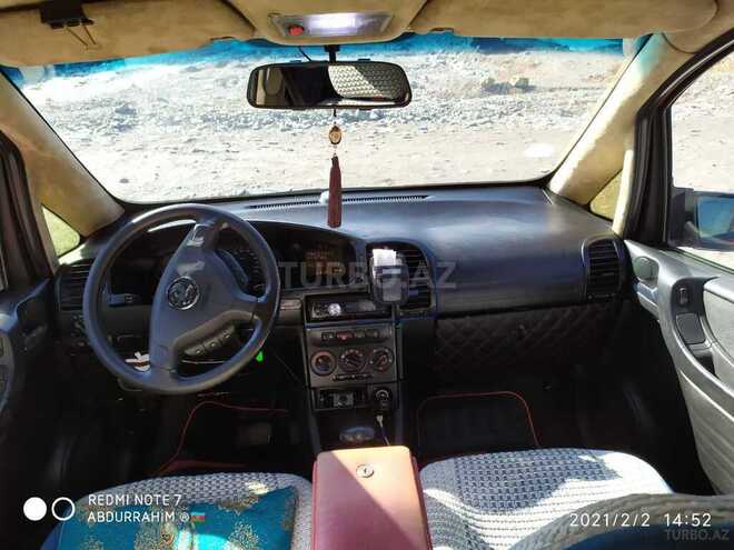 Opel Zafira 2000, 284,000 km - 1.8 l - Şəki