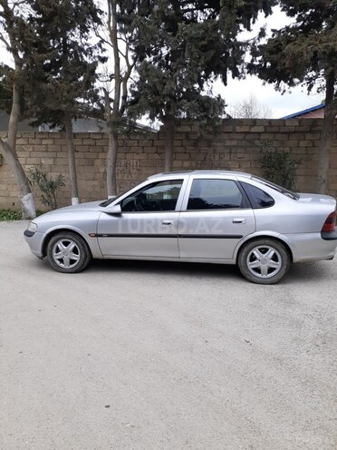 Opel Vectra 1998, 300,000 km - 1.8 l - Bakı