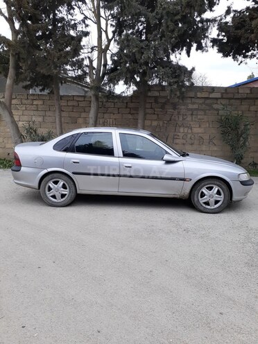 Opel Vectra 1998, 300,000 km - 1.8 l - Bakı