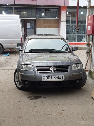 Volkswagen Passat 2004, 193,000 km - 1.8 l - Bakı