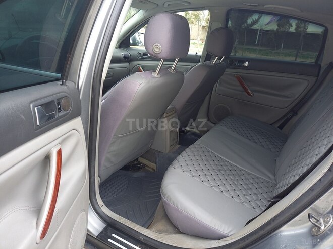 Volkswagen Passat 2004, 193,000 km - 1.8 l - Bakı