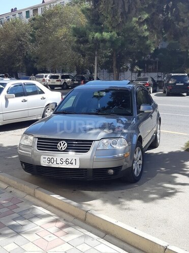 Volkswagen Passat 2004, 193,000 km - 1.8 l - Bakı