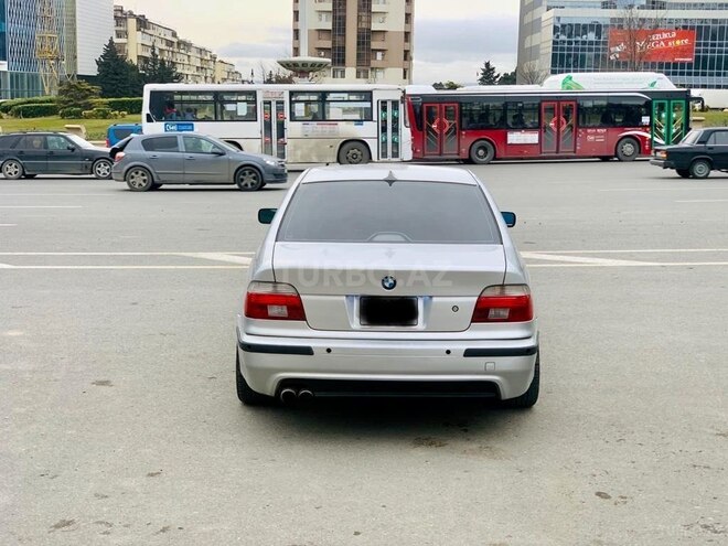BMW 525 2001, 243,000 km - 2.5 л - Bakı