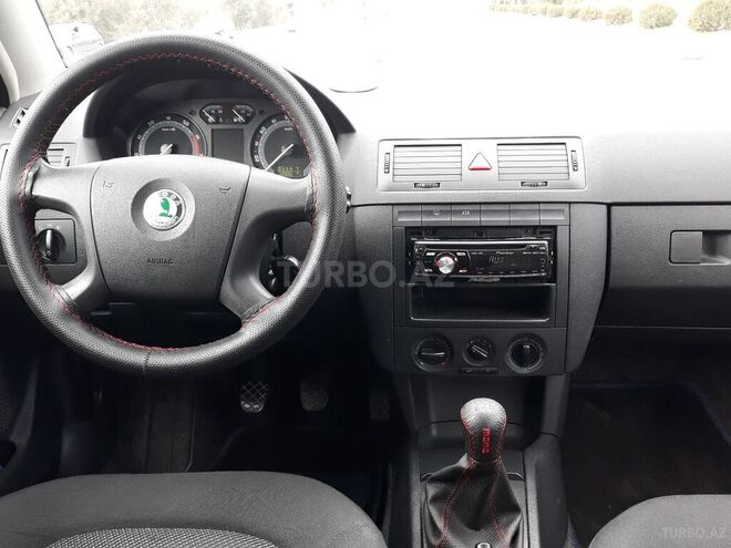 Skoda Fabia 2006, 180,000 km - 1.4 l - Bakı