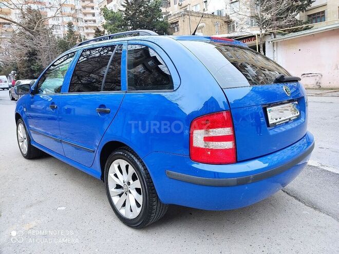 Skoda Fabia 2006, 180,000 km - 1.4 l - Bakı