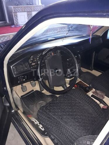 Mercedes 190 1987, 263,331 km - 1.8 l - Gəncə