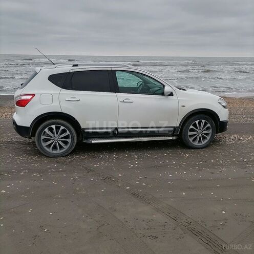 Nissan Qashqai 2010, 325,000 km - 2.0 l - Bakı