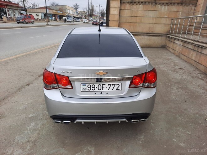 Chevrolet Cruze 2013, 140,000 km - 1.4 l - Quba