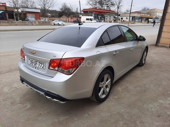 Chevrolet Cruze 2013, 140,000 km - 1.4 l - Quba