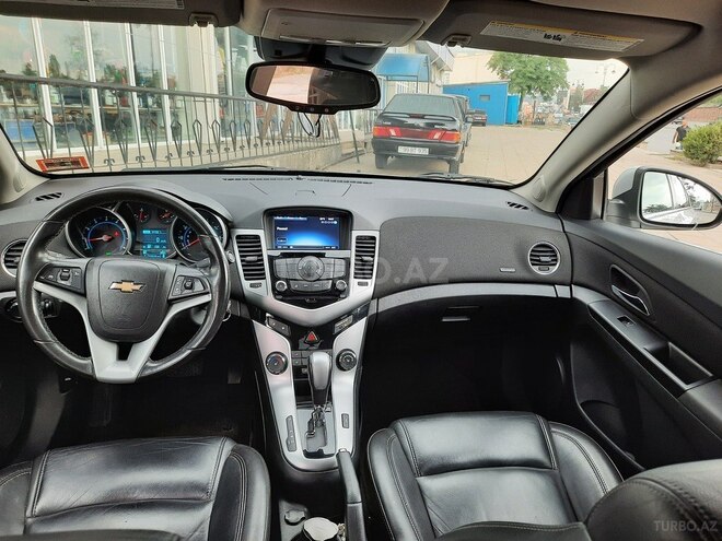 Chevrolet Cruze 2013, 140,000 km - 1.4 l - Quba