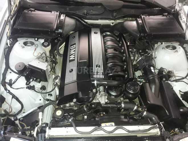 BMW 528 1998, 50,000 km - 2.8 l - Bakı