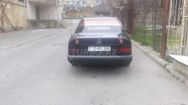 Mercedes E 300 1992, 457,321 km - 3.0 l - Bakı
