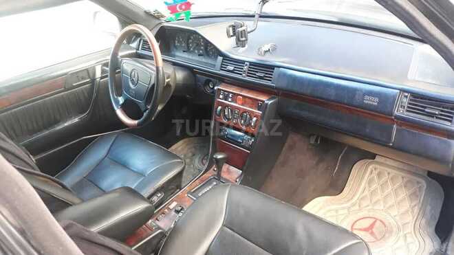 Mercedes E 300 1992, 457,321 km - 3.0 l - Bakı