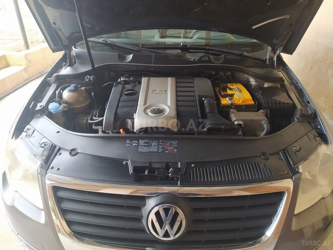 Volkswagen Passat 2006, 290,007 km - 2.0 л - Bakı
