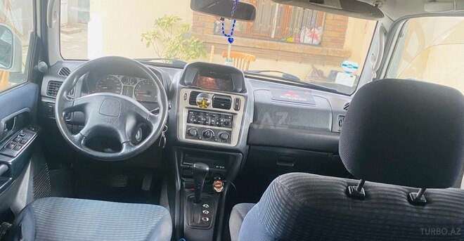 Mitsubishi Pajero io 2000, 230,000 km - 2.0 л - Gəncə