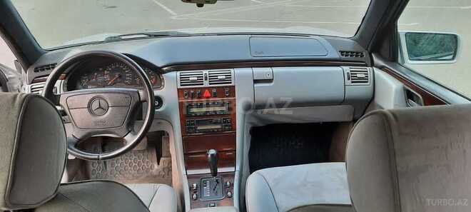 Mercedes E 230 1996, 275,000 km - 2.3 l - Gəncə