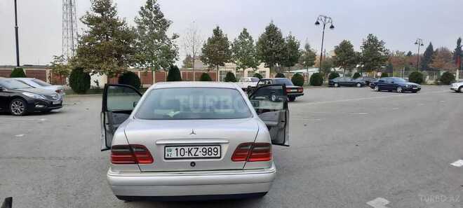 Mercedes E 230 1996, 275,000 km - 2.3 l - Gəncə