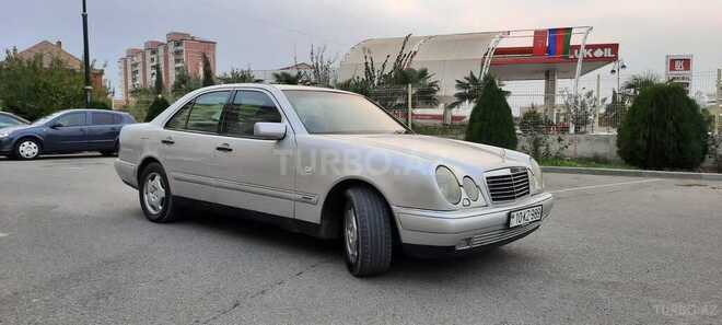 Mercedes E 230 1996, 275,000 km - 2.3 l - Gəncə