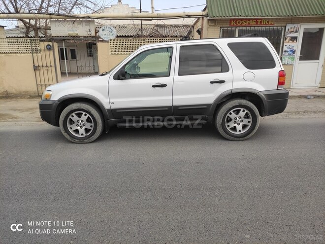 Ford Escape 2004, 200,500 km - 3.0 l - Sumqayıt