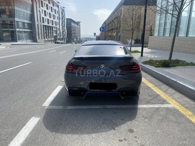 BMW M6 2013, 98,000 km - 4.4 l - Bakı
