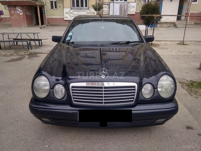 Mercedes E 200 1996, 371,000 km - 2.0 л - Bakı