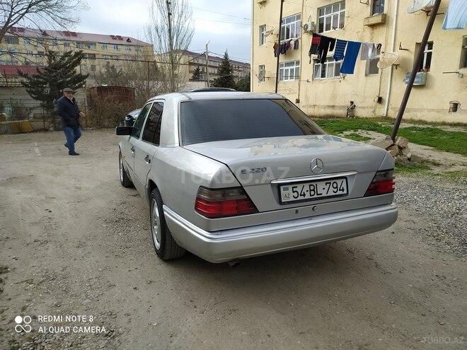 Mercedes E 200 1995, 543,687 km - 2.0 l - Sumqayıt