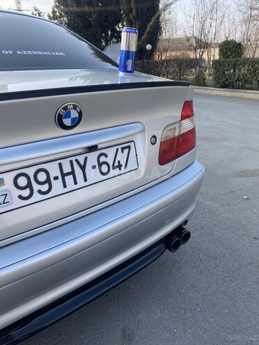 BMW 325 2004, 318,220 km - 2.2 l - Yevlax