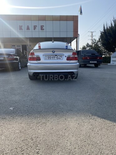 BMW 325 2004, 318,220 km - 2.2 l - Yevlax