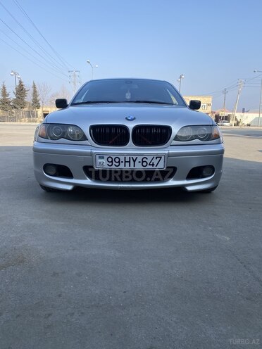 BMW 325 2004, 318,220 km - 2.2 l - Yevlax