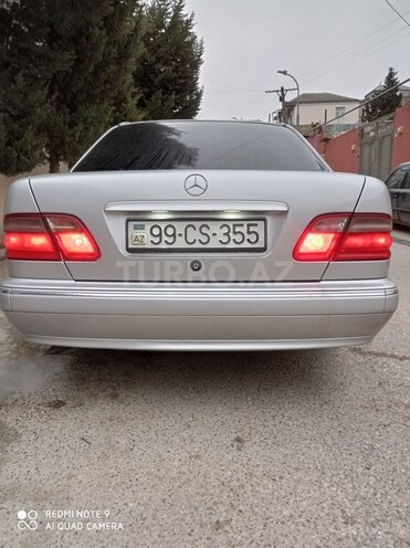 Mercedes E 240 2000, 296,000 km - 2.6 l - Bakı