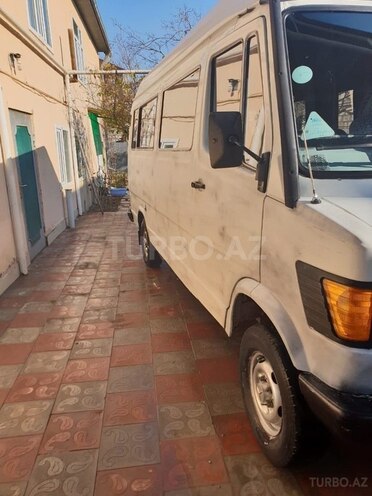 Mercedes 208 D 1994, 200,000 km - 2.4 l - Ağsu
