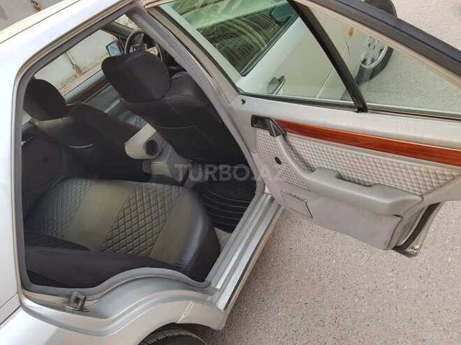 Mercedes E 220 1995, 394,000 km - 2.2 л - Bakı