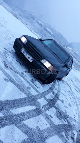 Mercedes C 240 1998, 298,000 km - 2.4 l - Qax