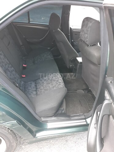 Mercedes C 240 1998, 298,000 km - 2.4 l - Qax
