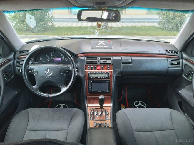 Mercedes E 240 1999, 347,253 km - 2.4 l - Sumqayıt