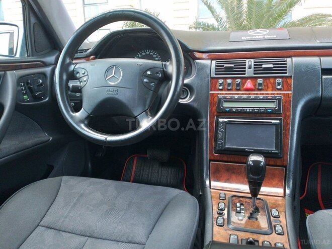 Mercedes E 240 1999, 347,253 km - 2.4 l - Sumqayıt