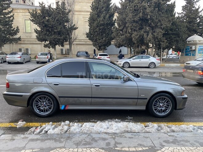 BMW 525 2003, 360,000 km - 2.5 l - Bakı