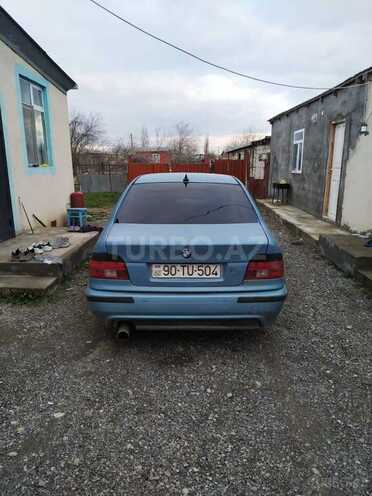 BMW 530 2001, 200,000 km - 3.0 l - Cəbrayıl