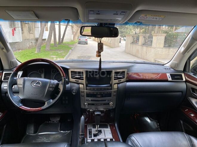 Lexus LX 570 2013, 138,000 km - 5.7 л - Bakı