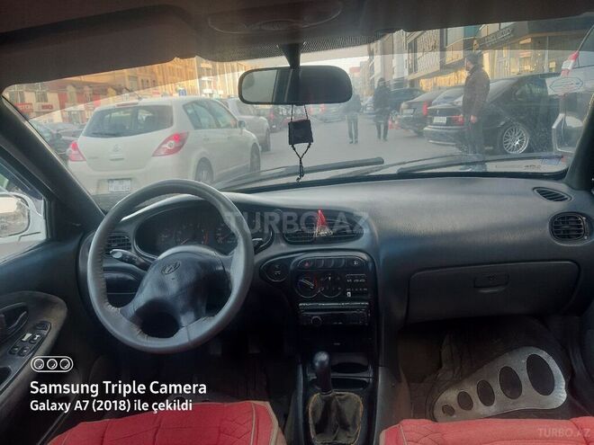 Hyundai Elantra 1996, 325,488 km - 2.0 л - Bakı