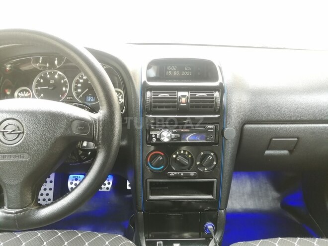 Opel Astra 1999, 130,000 km - 1.6 л - Bakı