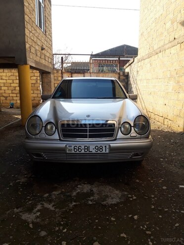 Mercedes E 290 1996, 368,312 km - 2.9 l - Yevlax