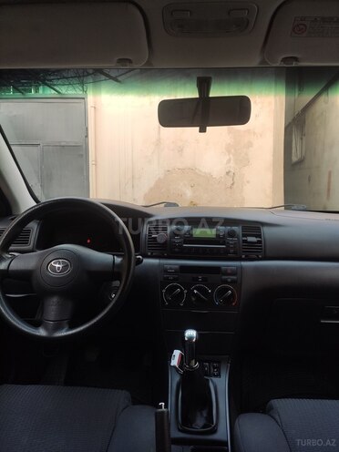Toyota Corolla 2005, 305,000 km - 1.4 l - Bakı